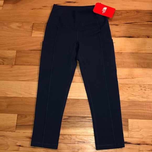 North Face NWT leggings🔥🧘‍♀️🧗‍♀️🍂 - Picture 4 of 11